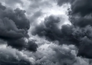 Gewitter und Unwetter (Credits shutterstock.com)