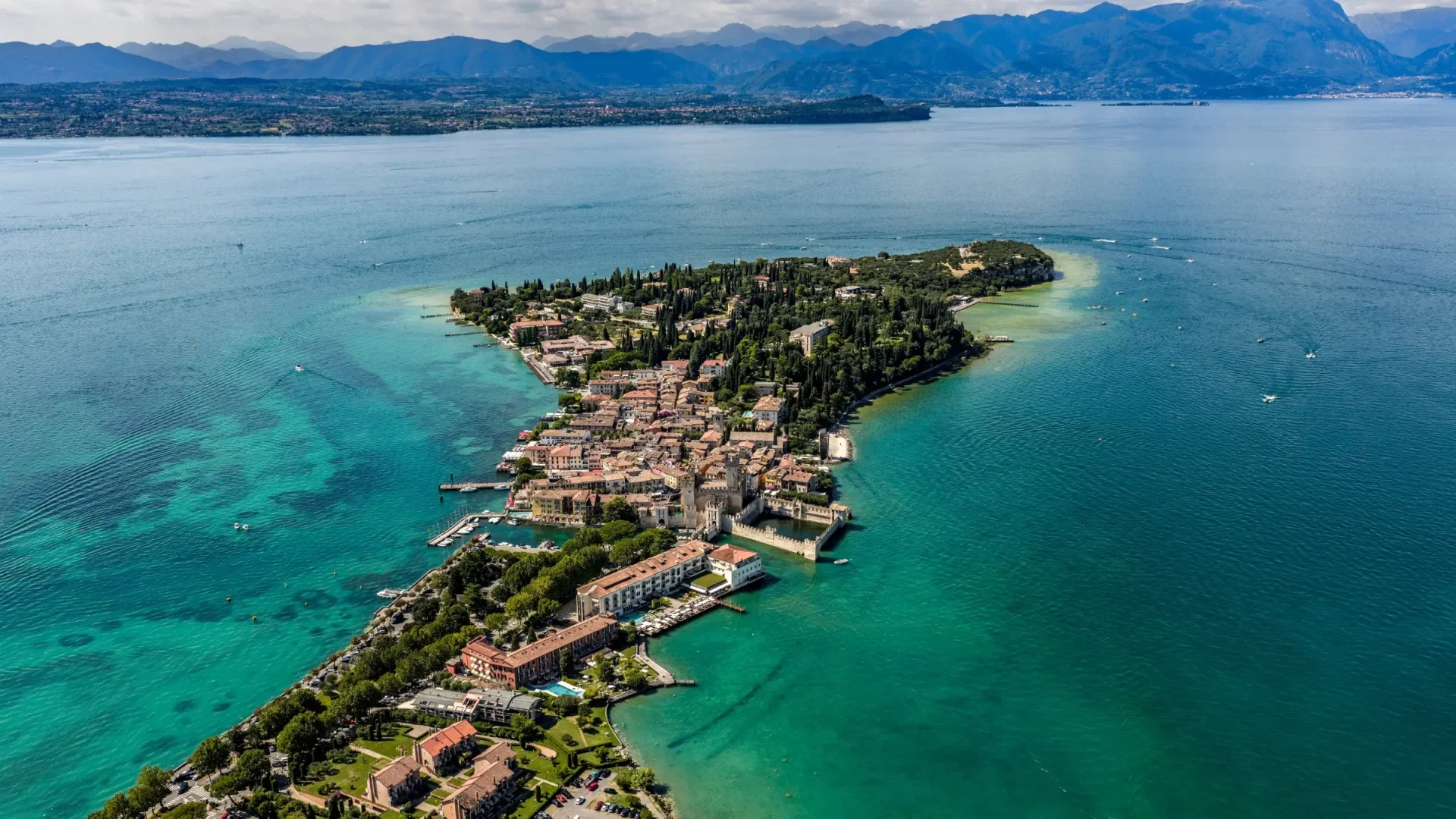 Sirmione am Gardasee ©shutterstock.com