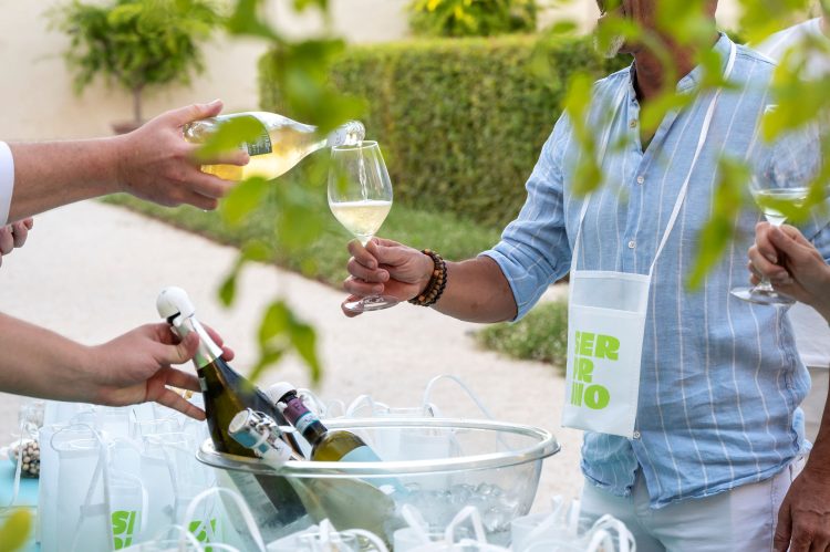 Themenbild zum Serprino dei Colli Euganei bei der Vendemmia Reale in Turin