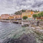 Bellagio – Häuserzeile am Lungolago Häuserzeile und Uferpromenade am Lungolago von Bellagio am Comer See