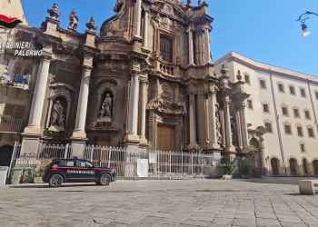Themenbild zu den erfolgreichen Operationen der Carabinieri in Palermo gegen Raub und Drogenhandel.