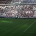 Osttribüne des Juventus Stadium mit Zuschauern und Choreografie, Archivaufnahme 2011