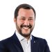 Matteo Salvini im dunklen Anzug vor neutralem Hintergrund bei einer Porträtaufnahme aus dem Jahr 2017