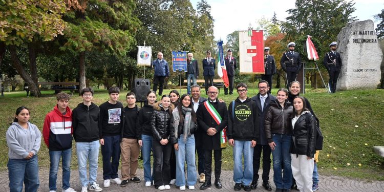 Bozen gedenkt Märtyrern des Ungarischen Volksaufstandes – Foto: Stadtgemeinde Bozen