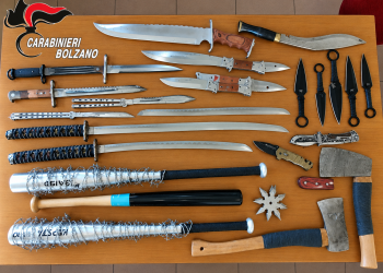 Themenbild zur Beschlagnahme von Waffen durch die Carabinieri in Südtirol